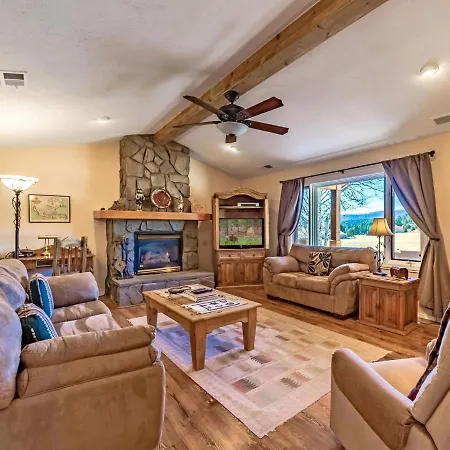 DB Mountain, 2 Bedrooms, Firepit, WiFi, Jetted Tub, Fenced Yard, Sleeps 6